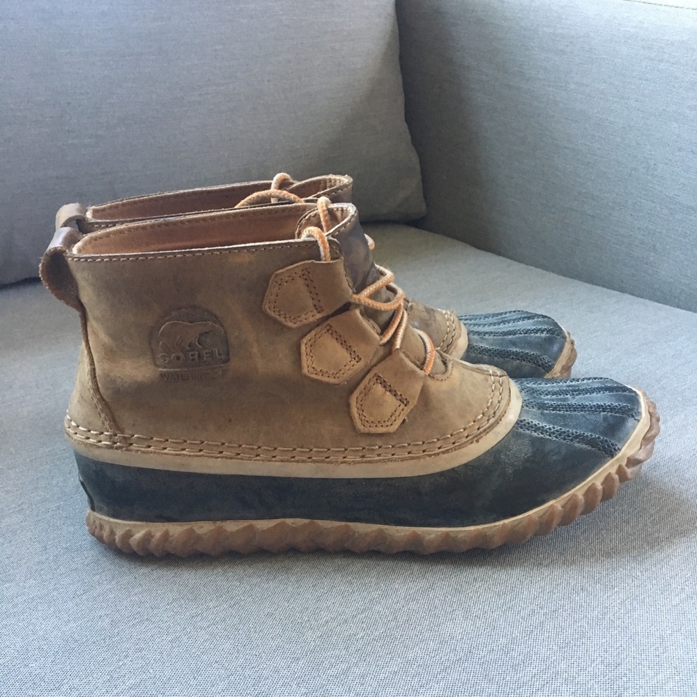 Sorel waterproof boots size 7.5 women’s